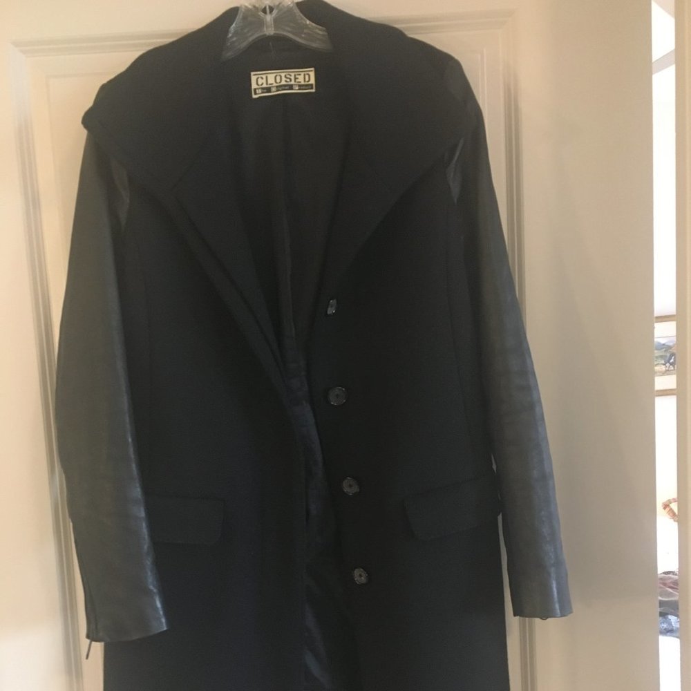Designer Brand Jacket "Closed" Size small - Picture 3 of 10